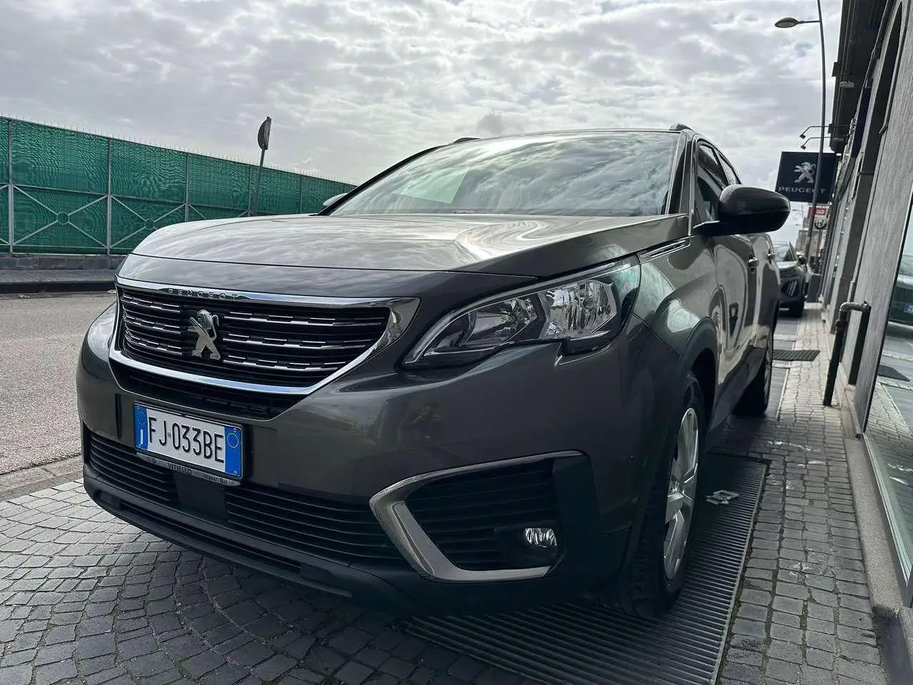 Photo 1 : Peugeot 5008 2017 Diesel