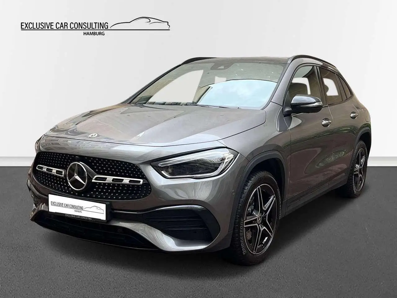 Photo 1 : Mercedes-benz Classe Gla 2023 Hybride