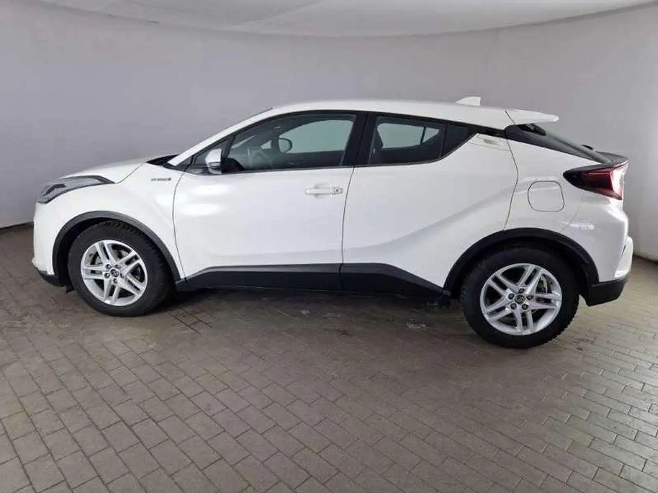 Photo 1 : Toyota C-hr 2021 Hybrid