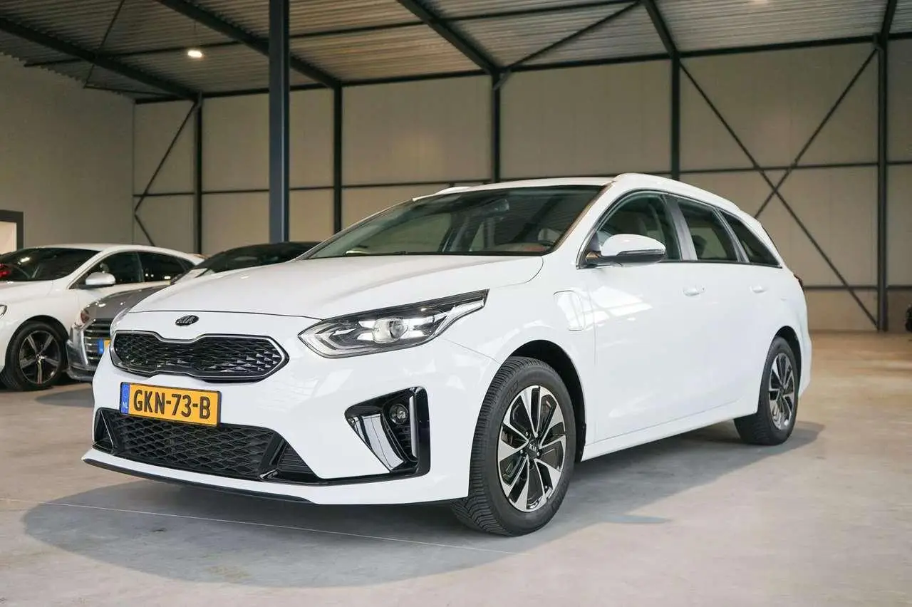 Photo 1 : Kia Ceed 2021 Hybrid