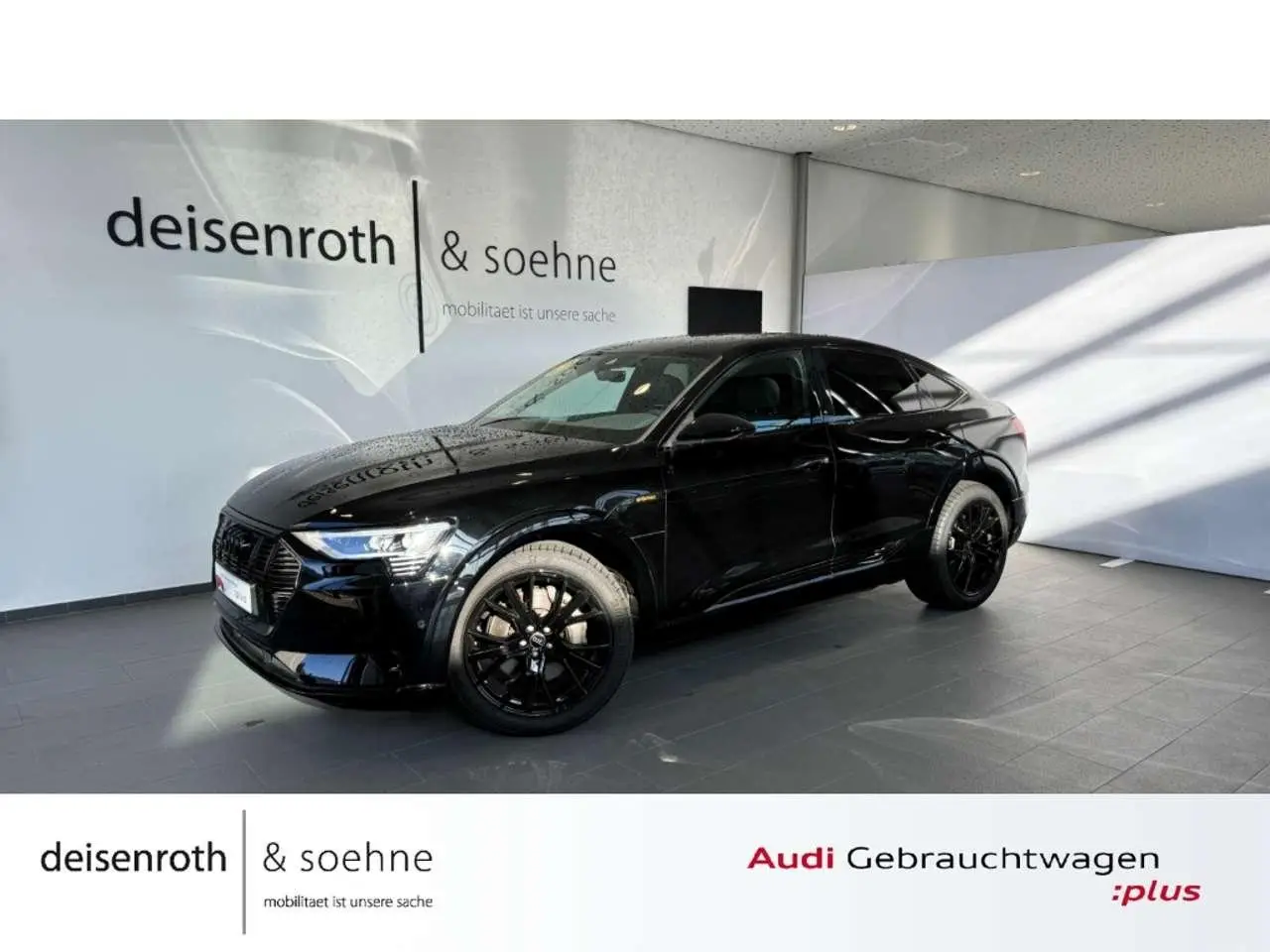 Photo 1 : Audi E-tron 2022 Électrique