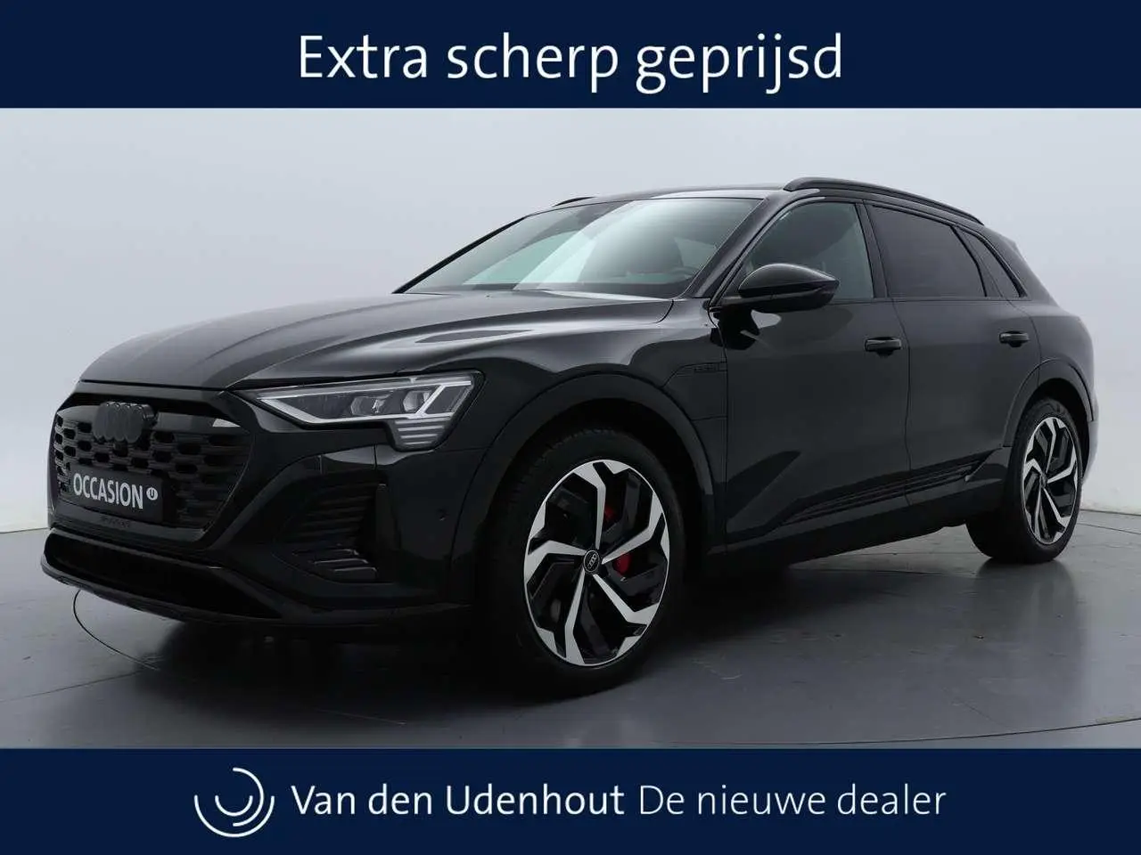 Photo 1 : Audi Q8 2023 Électrique