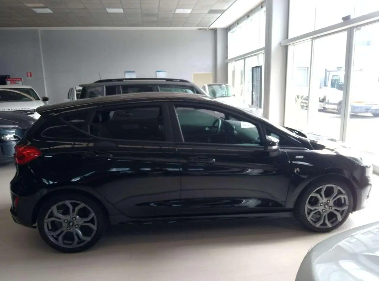 Photo 1 : Ford Fiesta 2020 Diesel