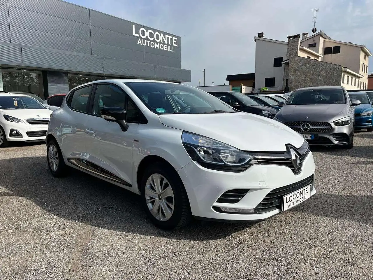 Photo 1 : Renault Clio 2018 Essence