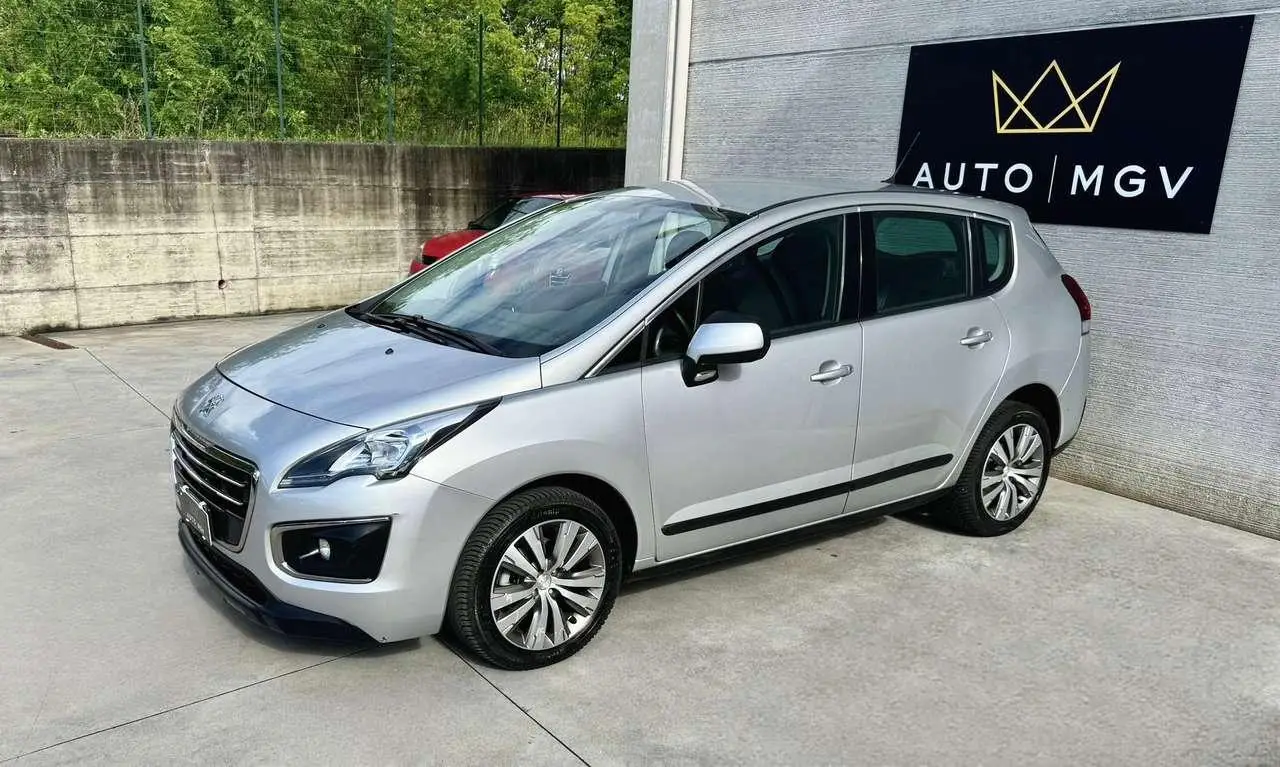 Photo 1 : Peugeot 3008 2016 Diesel