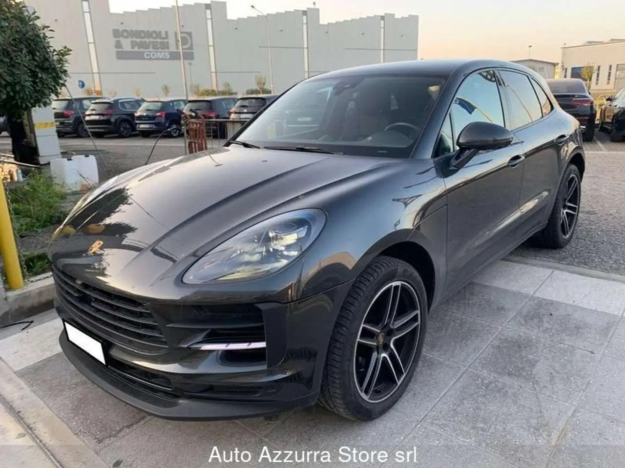 Photo 1 : Porsche Macan 2019 Essence