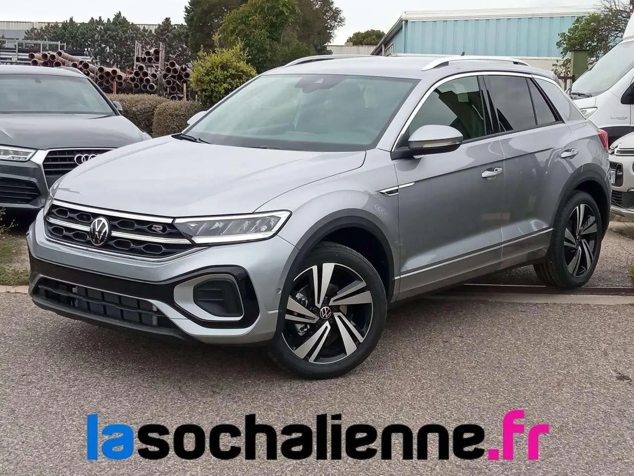 Photo 1 : Volkswagen T-roc 2023 Essence