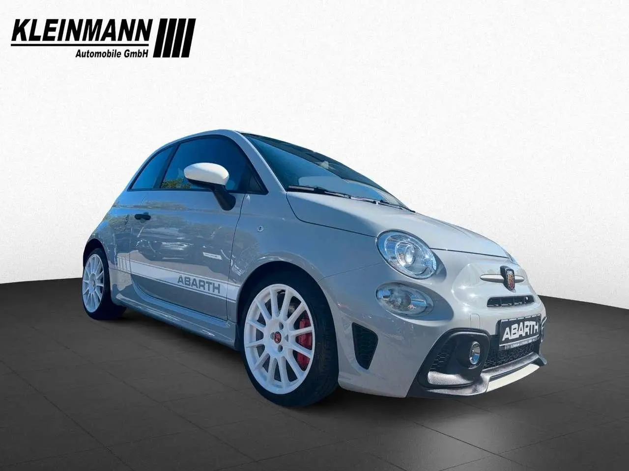 Photo 1 : Abarth 595 2020 Petrol