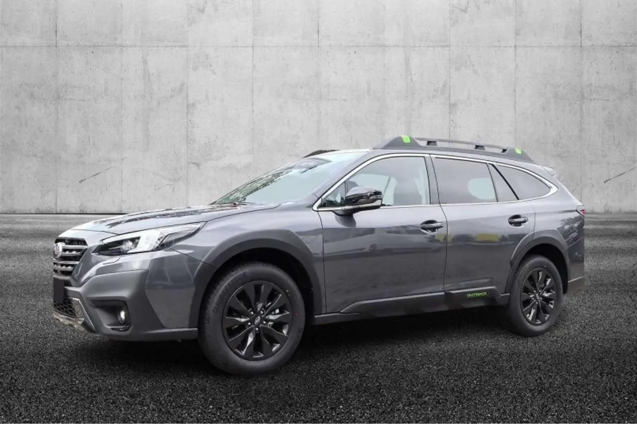 Photo 1 : Subaru Outback 2024 Essence