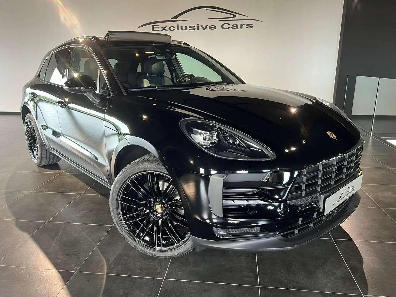 Photo 1 : Porsche Macan 2020 Petrol