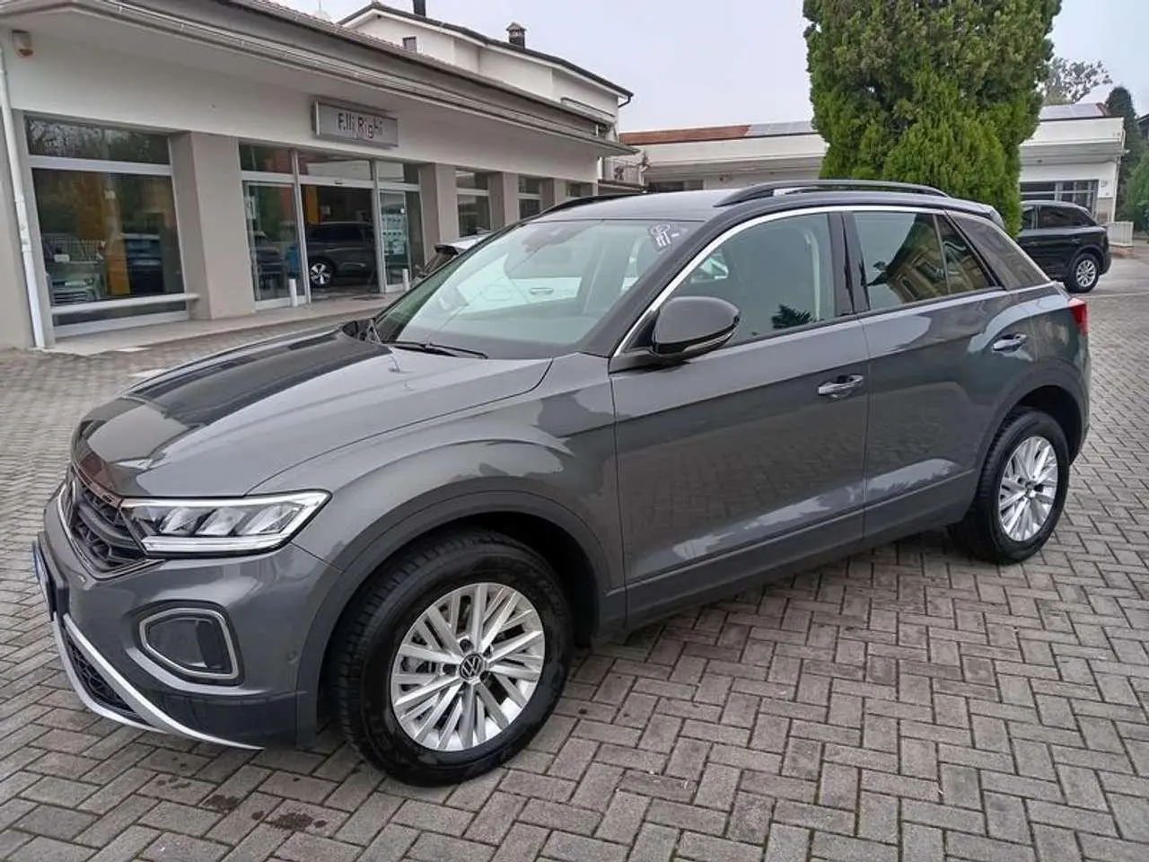 Photo 1 : Volkswagen T-roc 2023 Diesel