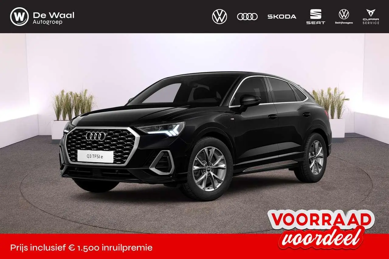 Photo 1 : Audi Q3 2024 Hybride