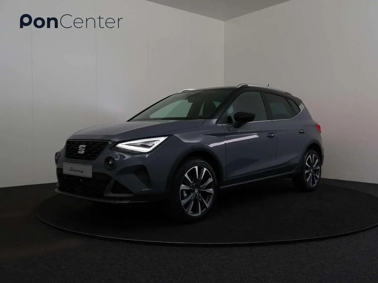 Photo 1 : Seat Arona 2024 Petrol