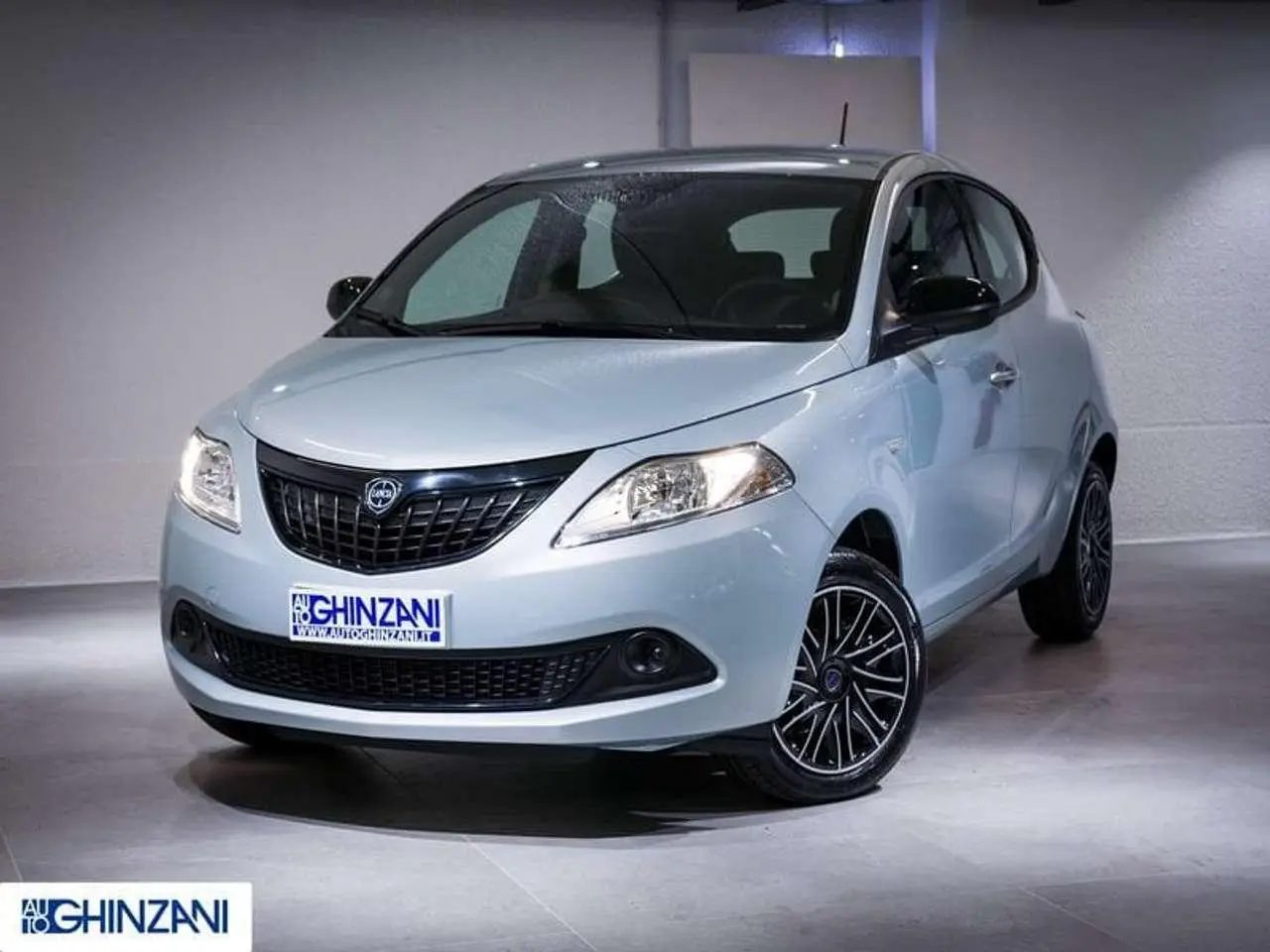 Photo 1 : Lancia Ypsilon 2023 Hybride