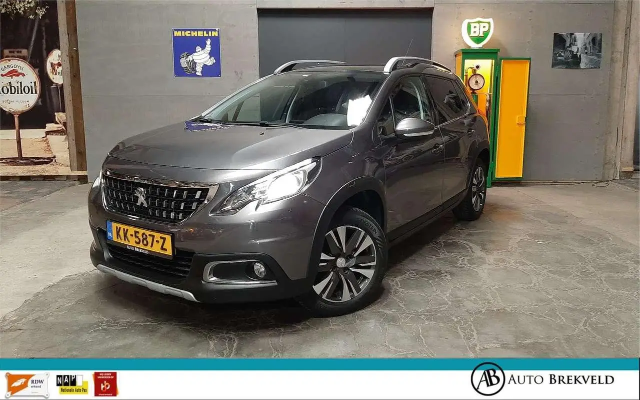 Photo 1 : Peugeot 2008 2016 Essence