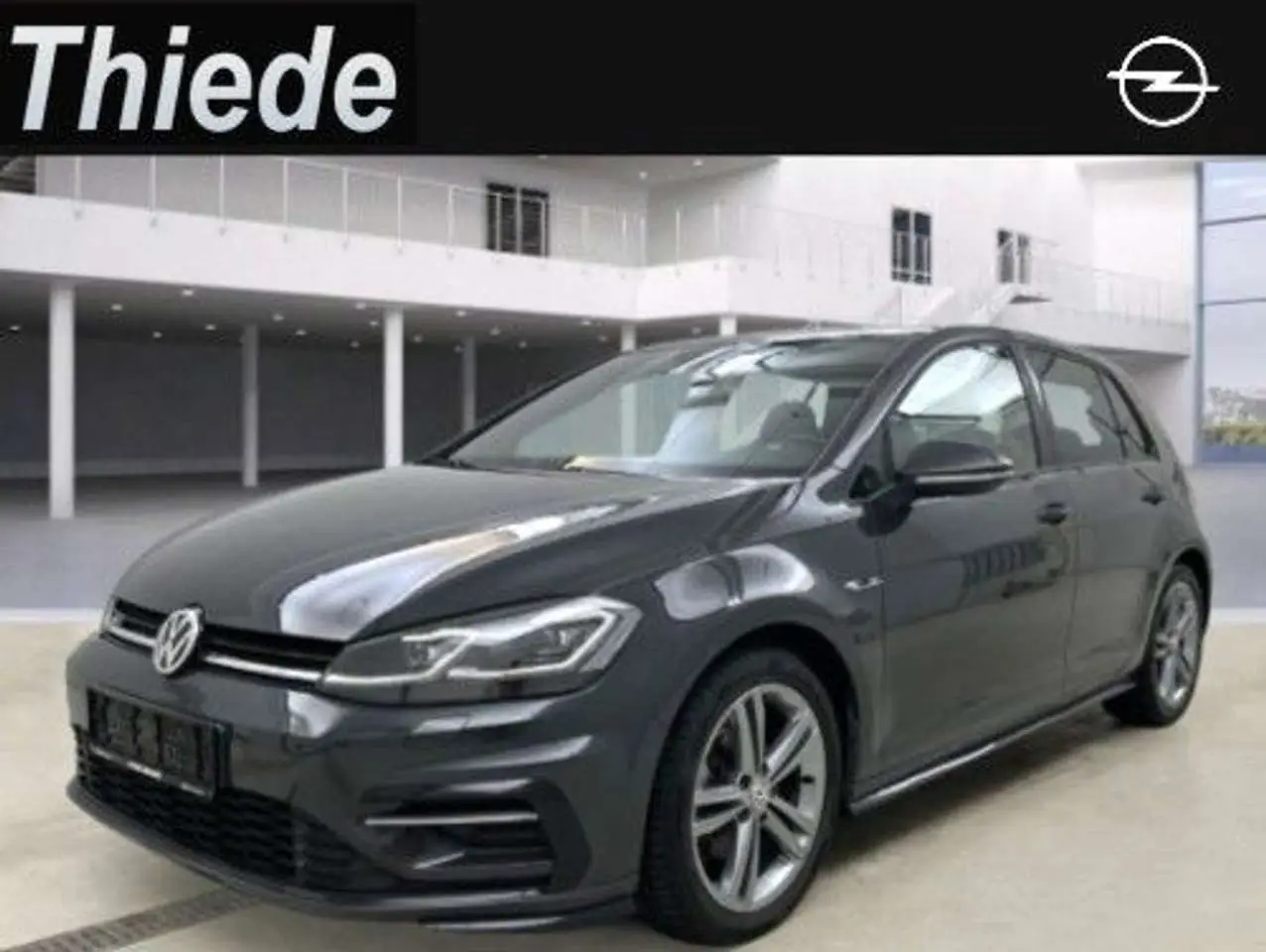 Photo 1 : Volkswagen Golf 2019 Petrol