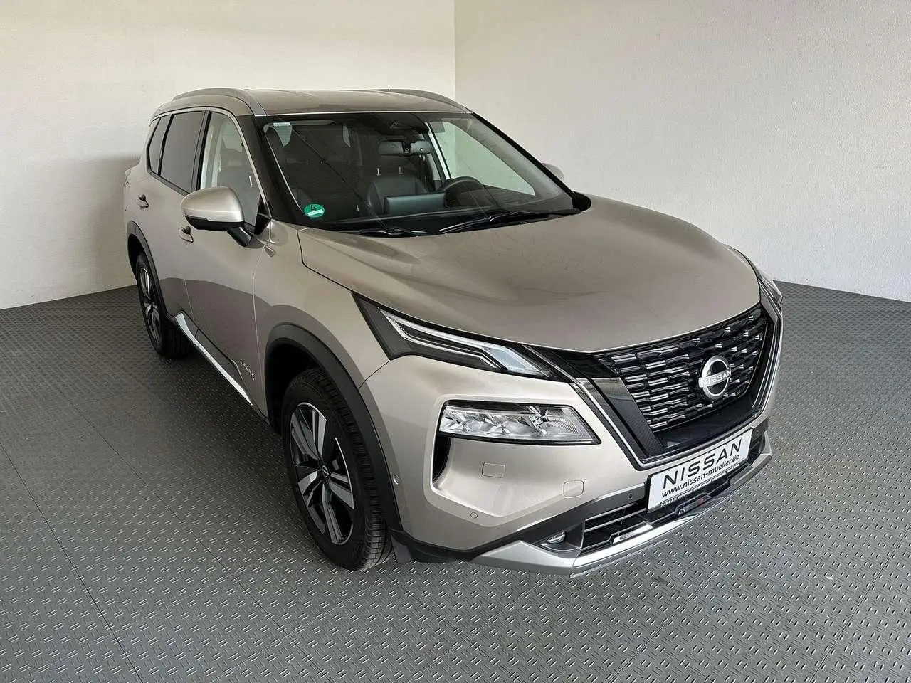 Photo 1 : Nissan X-trail 2023 Hybride