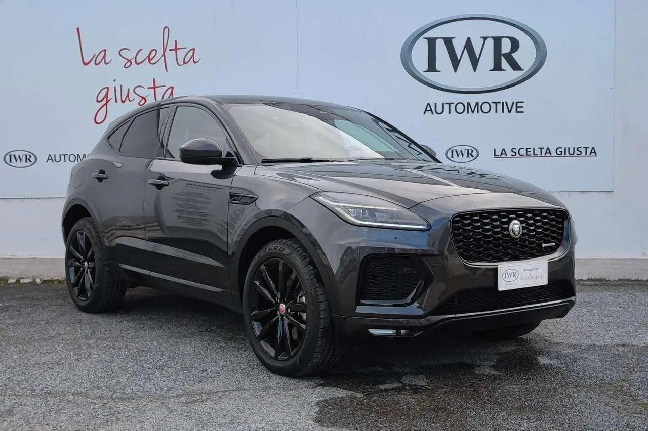 Photo 1 : Jaguar E-pace 2023 Hybride