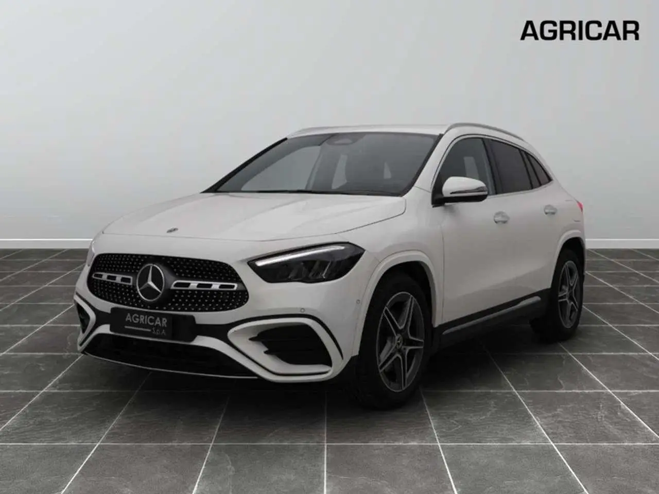 Photo 1 : Mercedes-benz Classe Gla 2024 Diesel