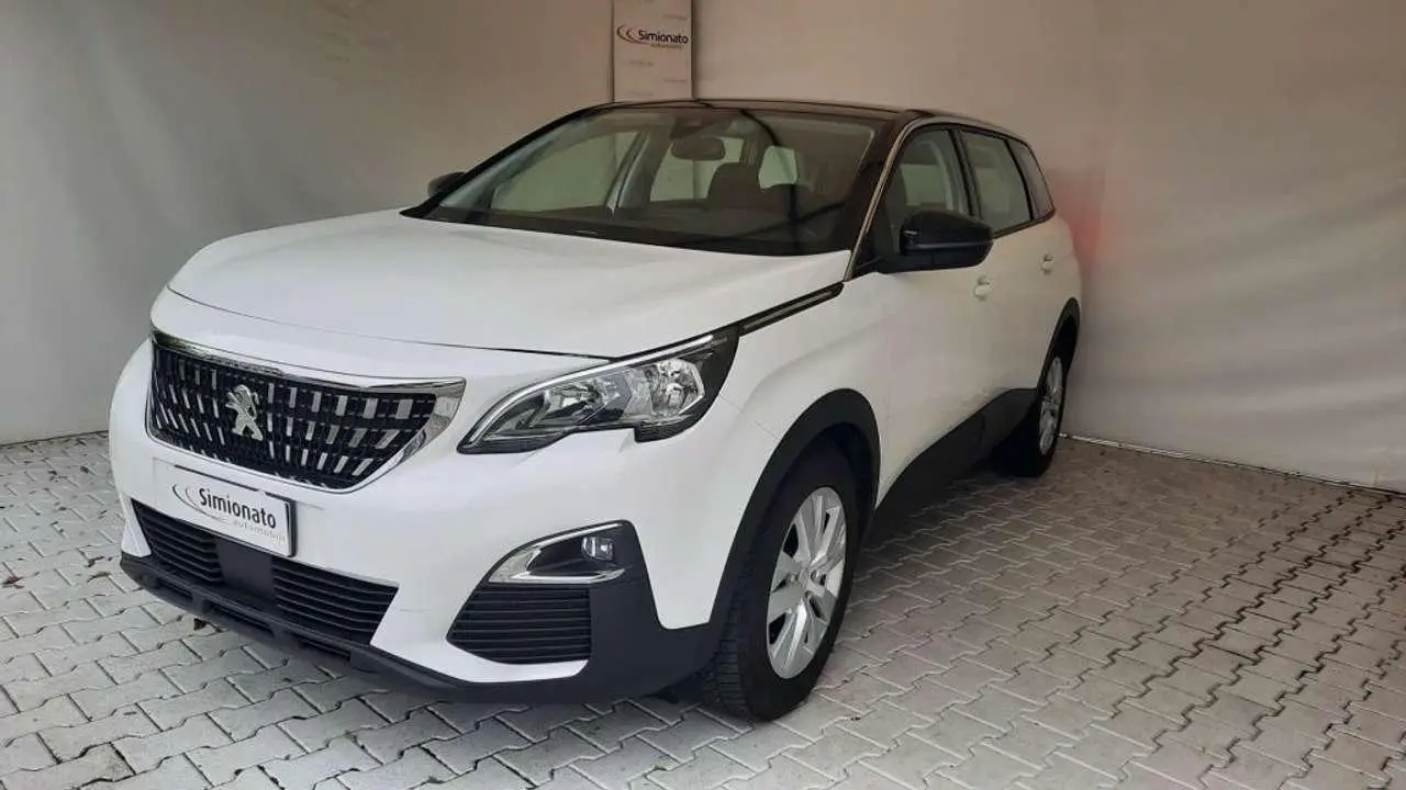 Photo 1 : Peugeot 5008 2020 Diesel