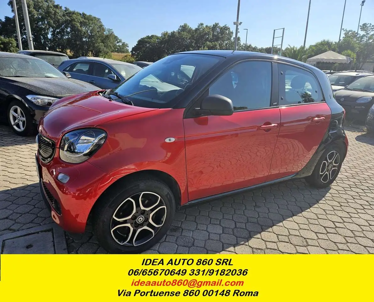 Photo 1 : Smart Forfour 2017 Petrol