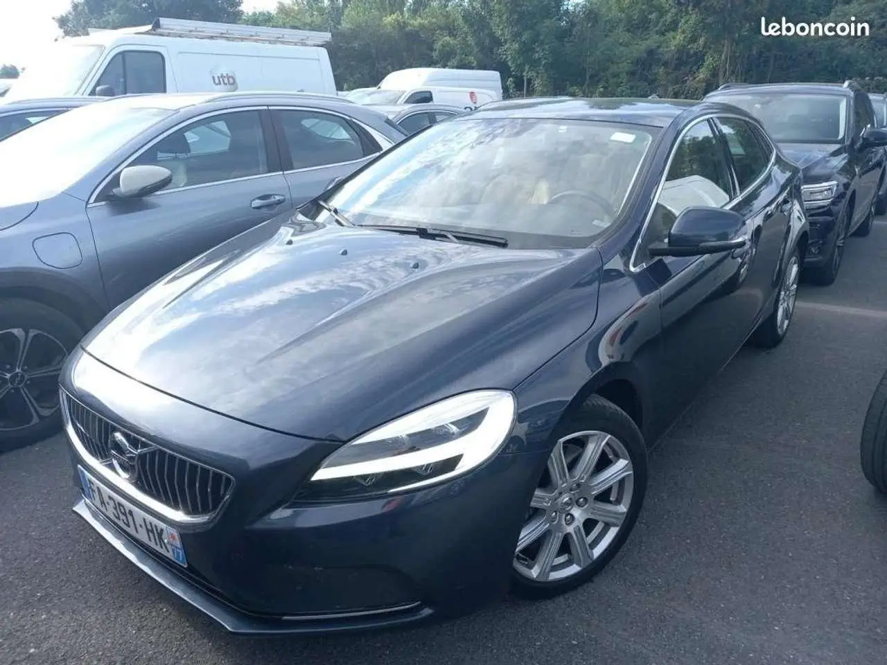 Photo 1 : Volvo V40 2018 Diesel