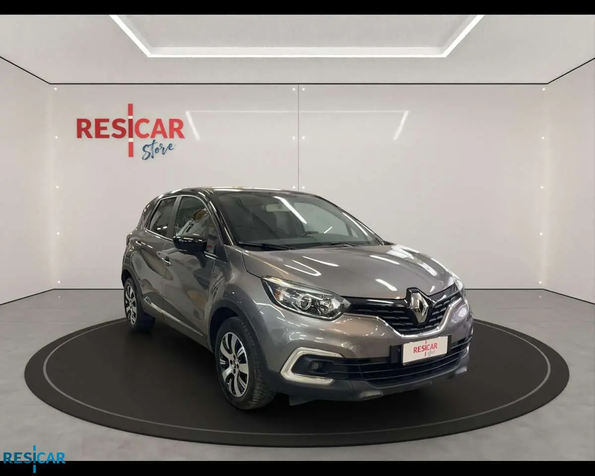 Photo 1 : Renault Captur 2019 Diesel