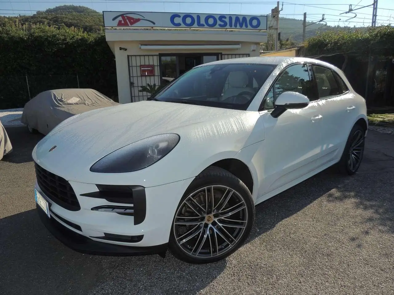 Photo 1 : Porsche Macan 2019 Petrol