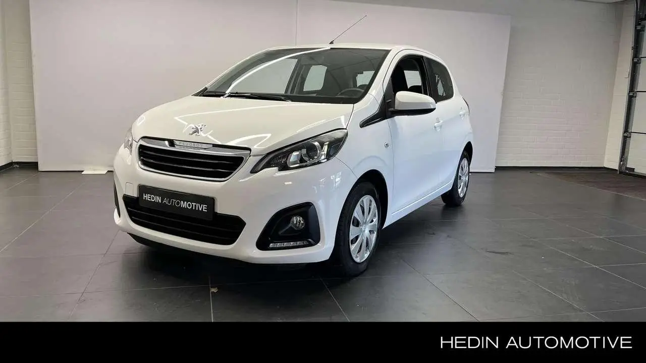 Photo 1 : Peugeot 108 2016 Petrol