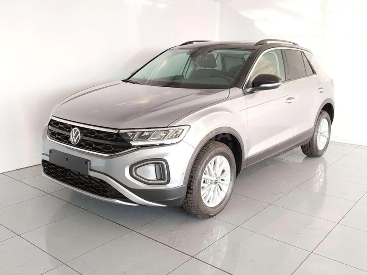 Photo 1 : Volkswagen T-roc 2024 Diesel