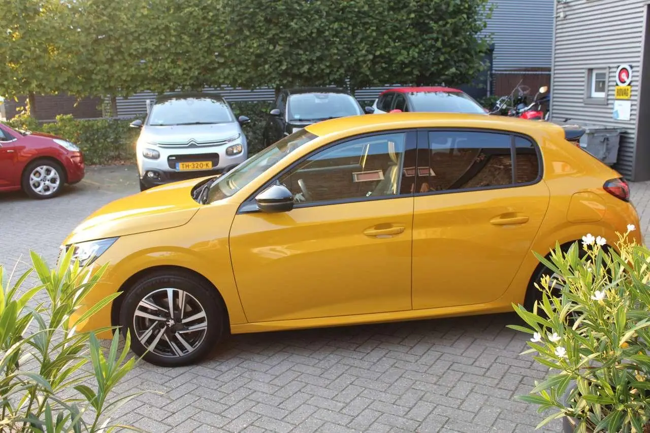 Photo 1 : Peugeot 208 2022 Petrol