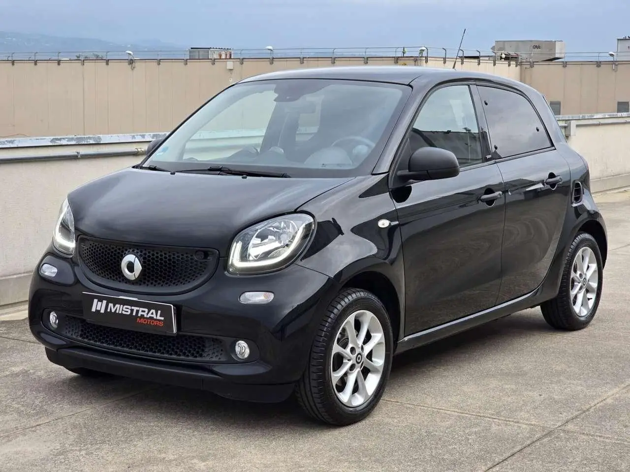 Photo 1 : Smart Forfour 2019 Essence