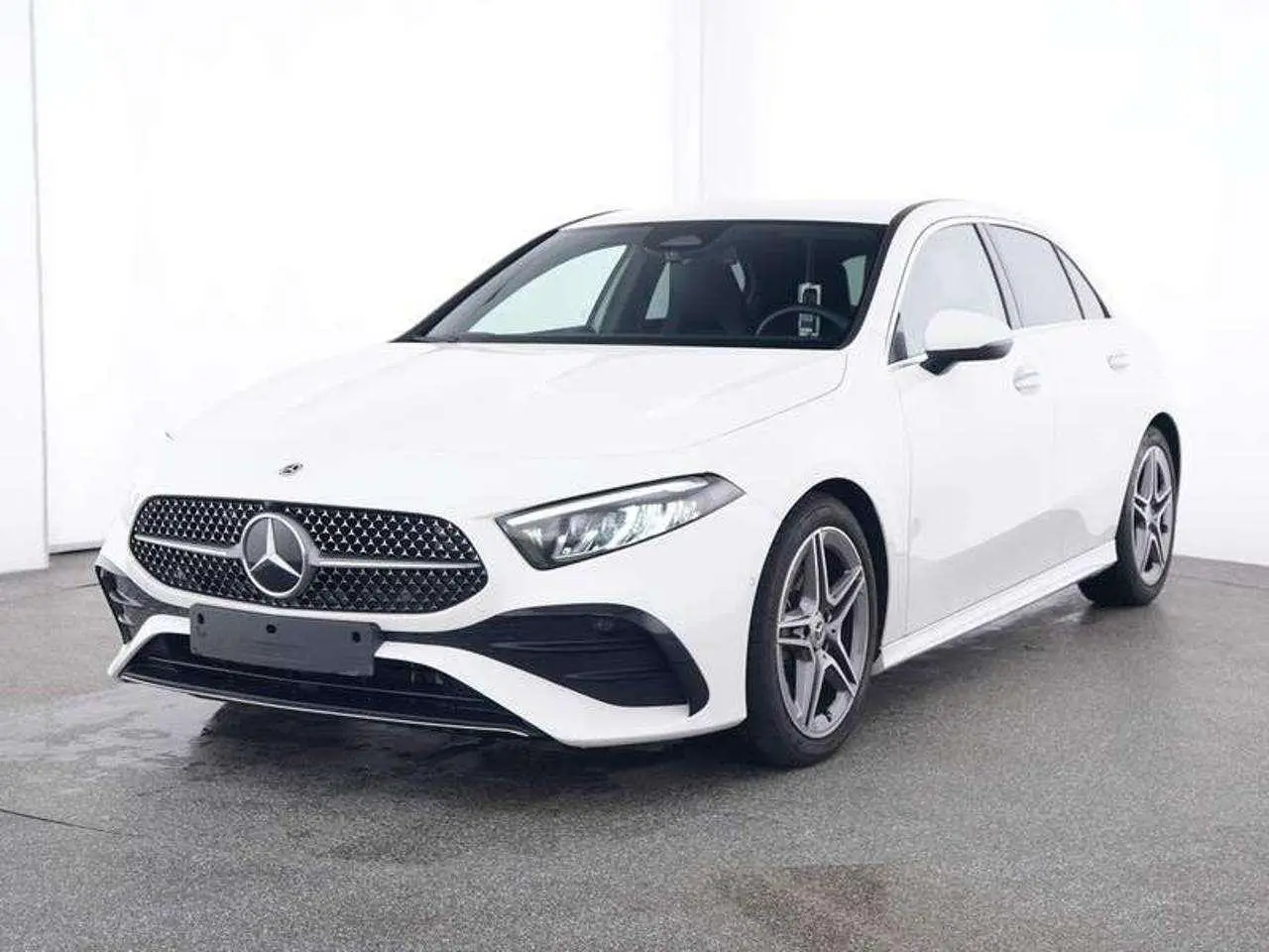 Photo 1 : Mercedes-benz Classe A 2023 Hybride