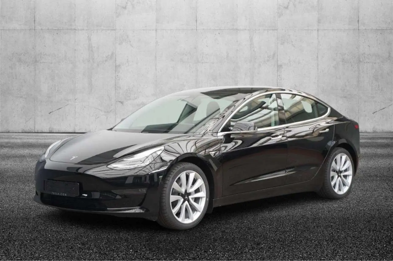 Photo 1 : Tesla Model 3 2020 Électrique