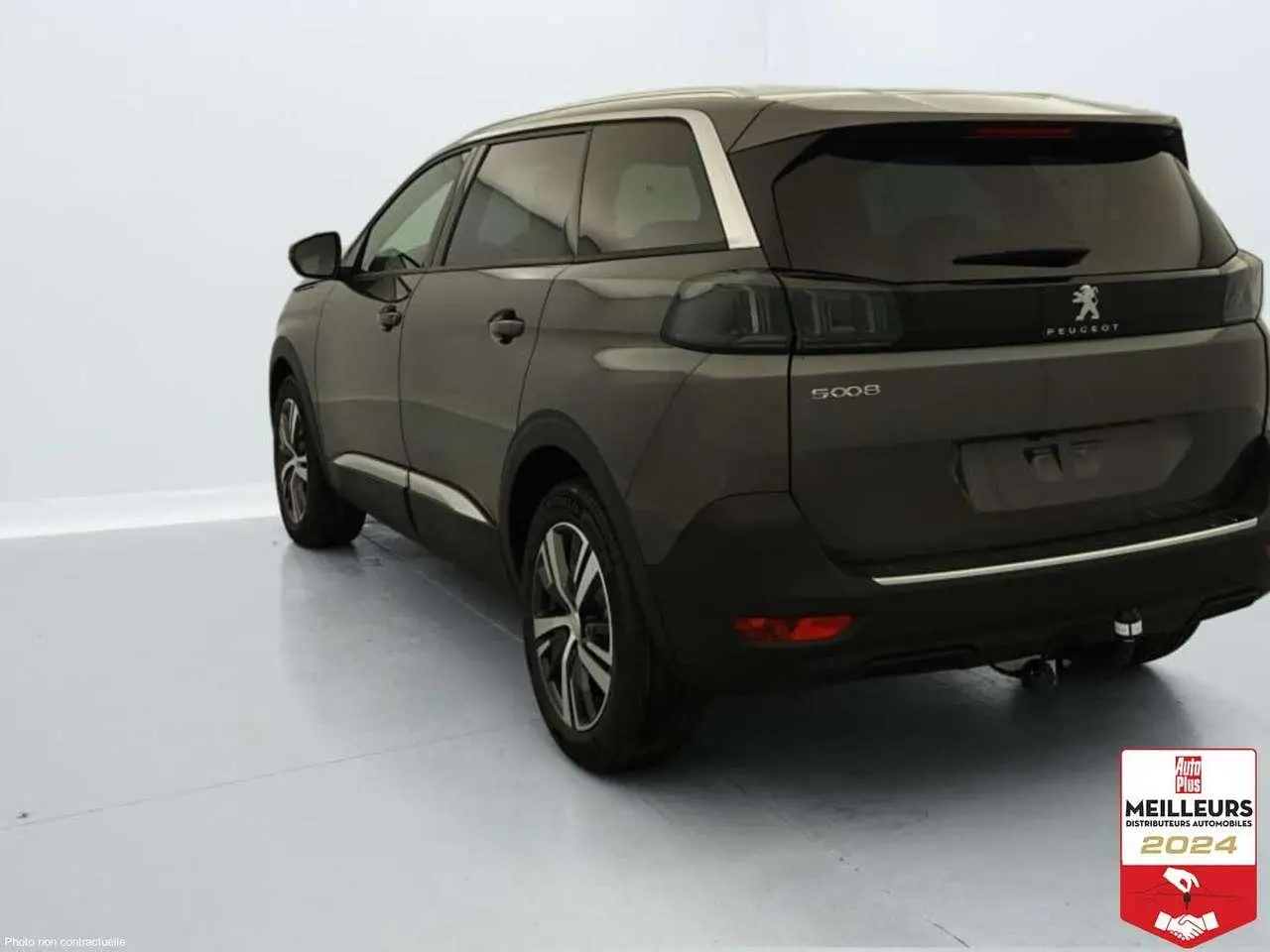 Photo 1 : Peugeot 5008 2024 Diesel