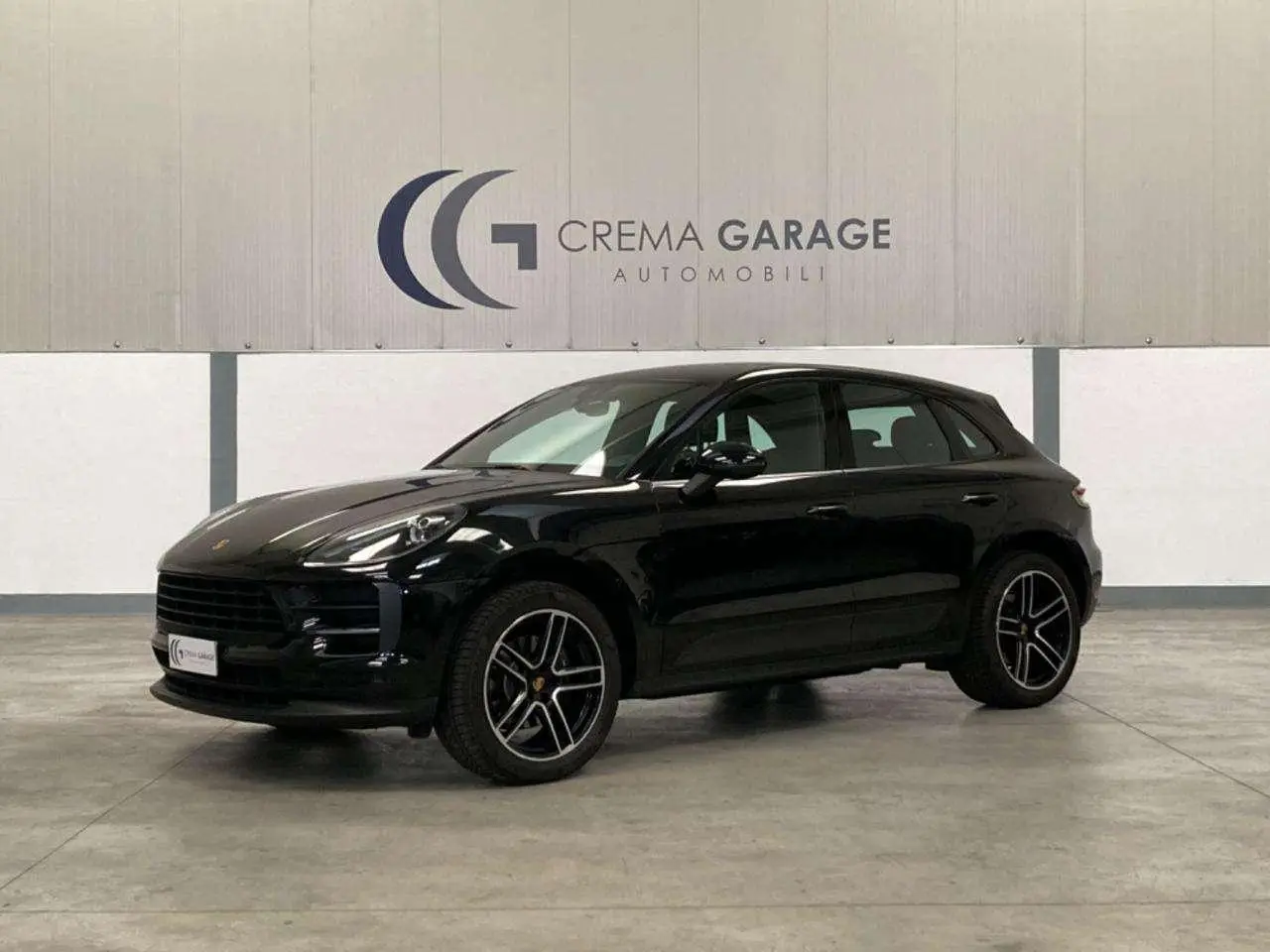 Photo 1 : Porsche Macan 2020 Essence