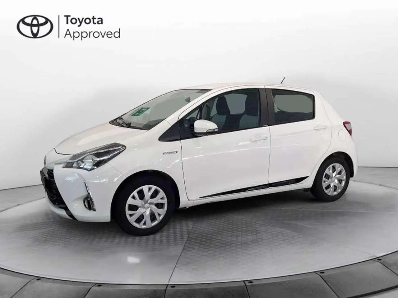 Photo 1 : Toyota Yaris 2019 Hybride