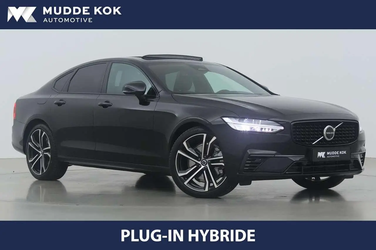 Photo 1 : Volvo S90 2024 Hybrid