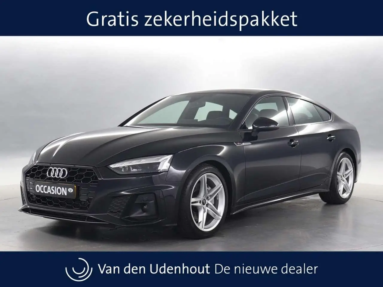 Photo 1 : Audi A5 2022 Petrol