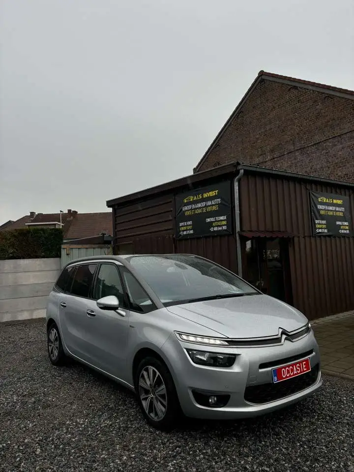 Photo 1 : Citroen C4 2016 Petrol