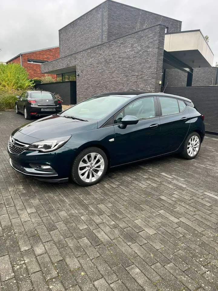 Photo 1 : Opel Astra 2017 Diesel