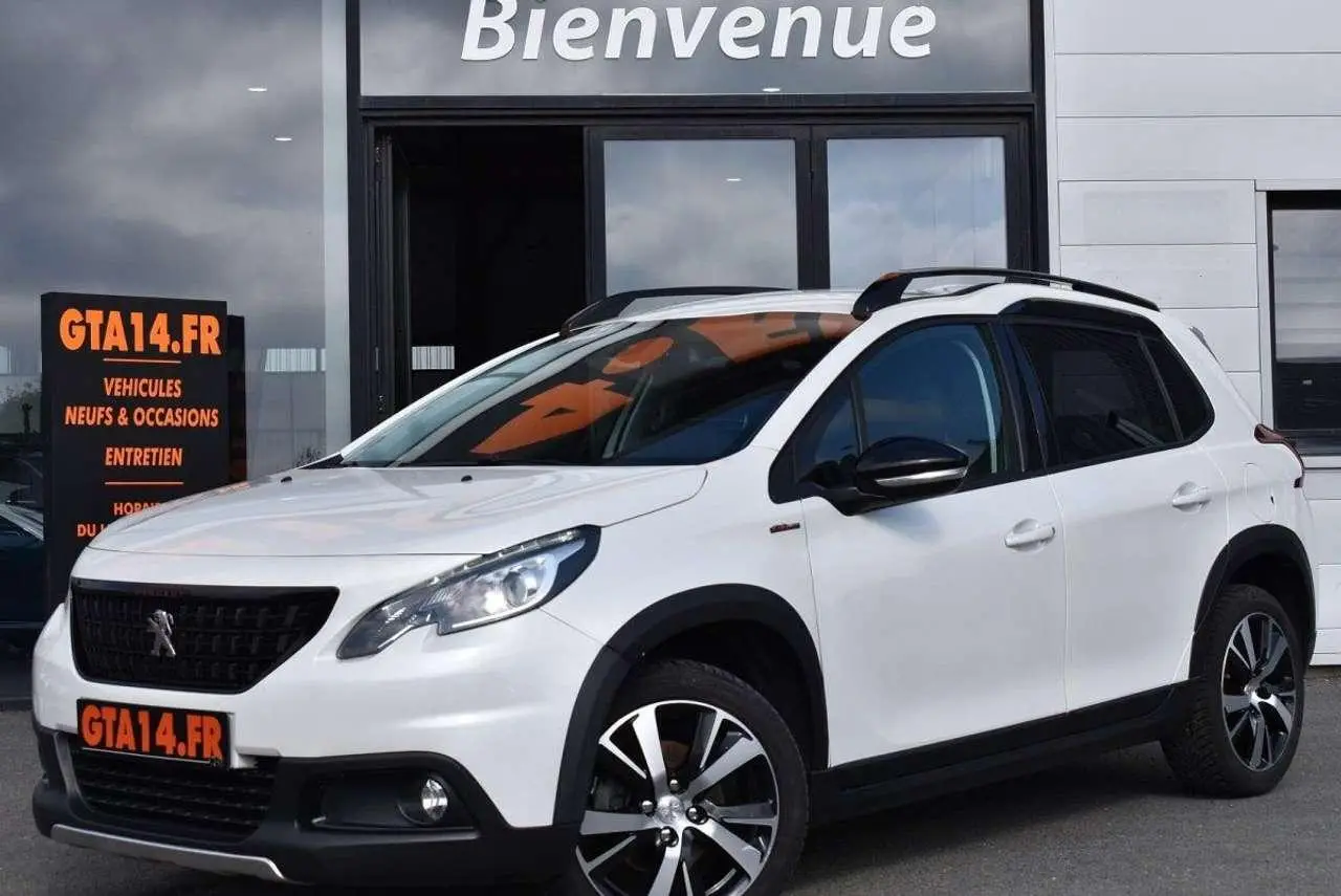 Photo 1 : Peugeot 2008 2019 Petrol