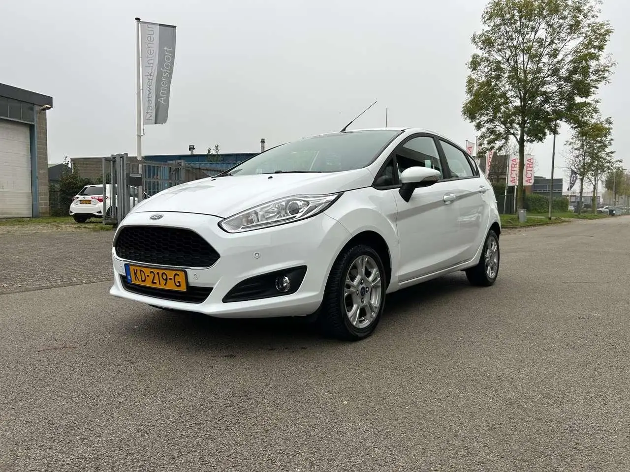 Photo 1 : Ford Fiesta 2016 Petrol