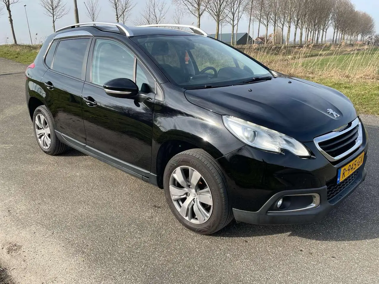 Photo 1 : Peugeot 2008 2015 Essence