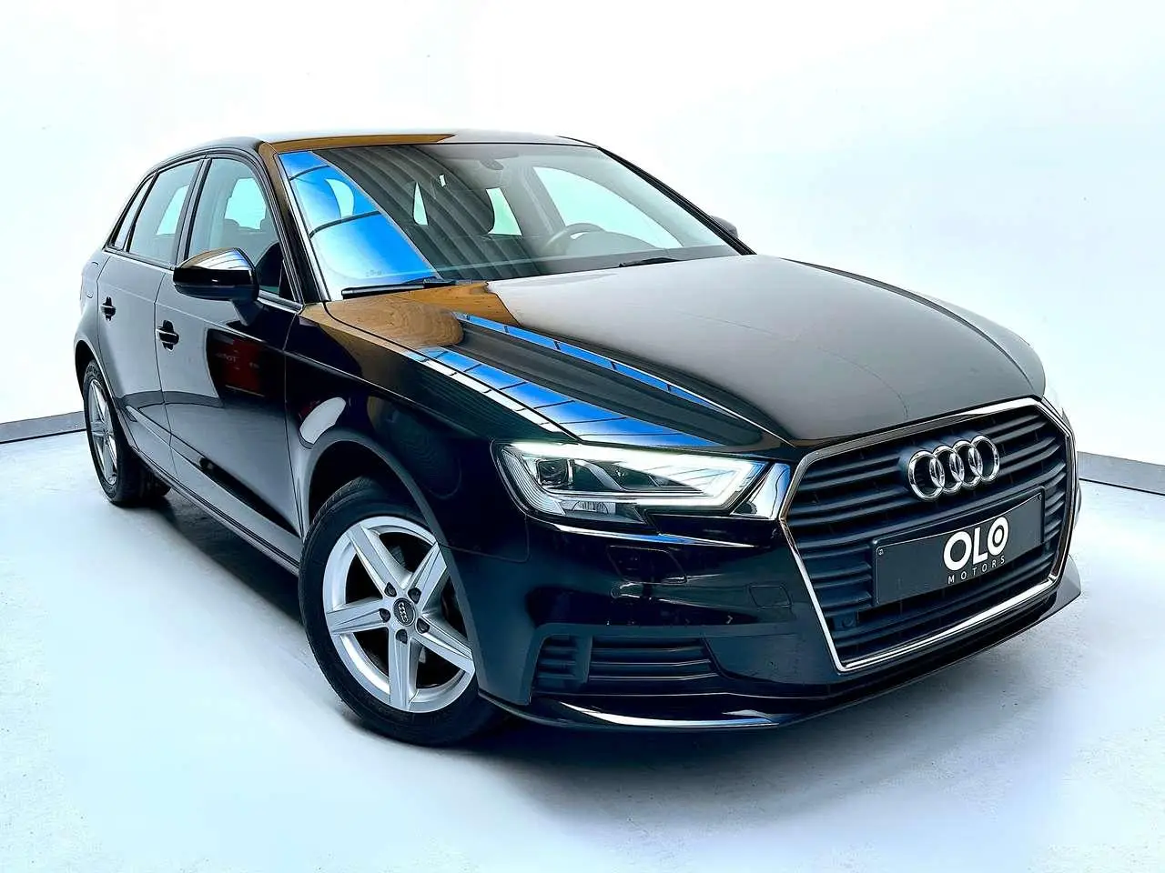 Photo 1 : Audi A3 2019 Essence