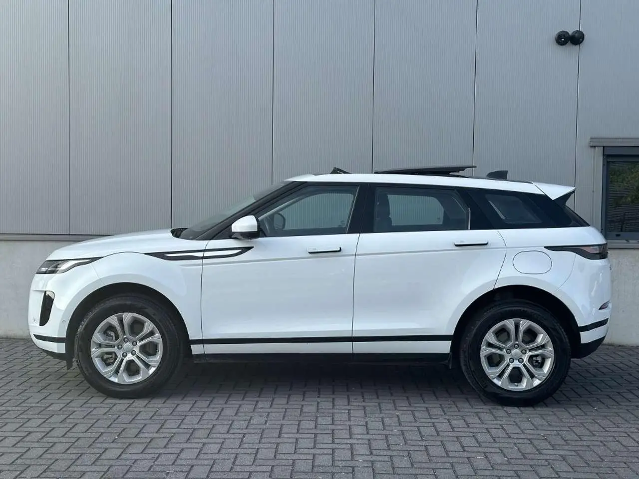 Photo 1 : Land Rover Range Rover Evoque 2021 Hybrid