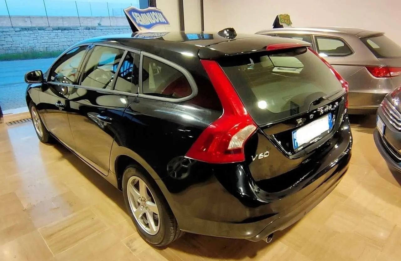 Photo 1 : Volvo V60 2017 Diesel