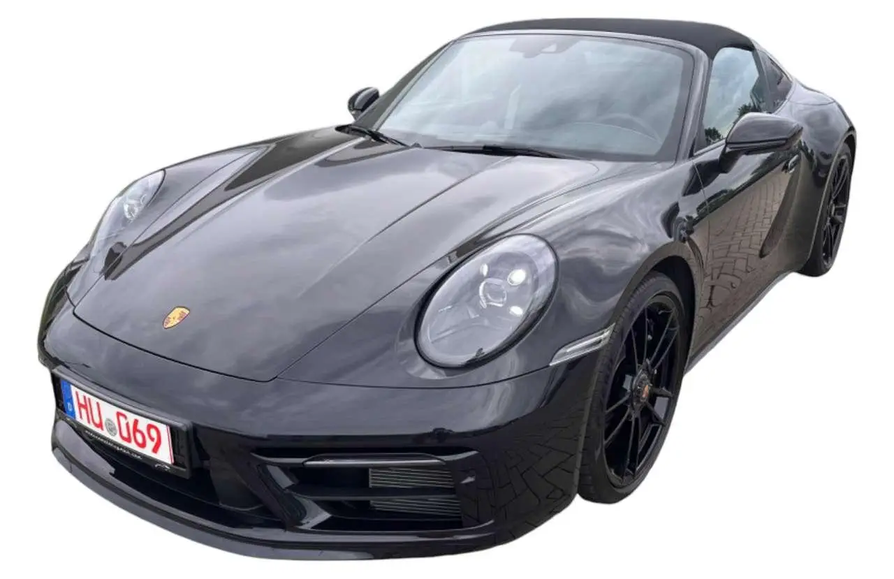 Photo 1 : Porsche 992 2024 Essence