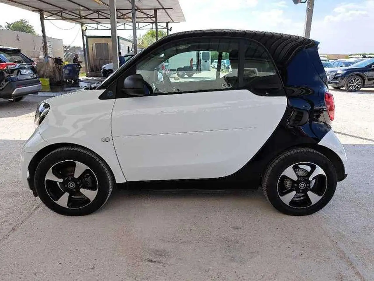 Photo 1 : Smart Fortwo 2021 Électrique