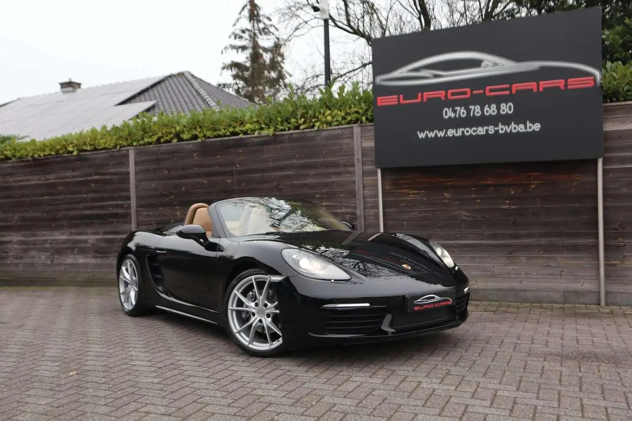 Photo 1 : Porsche Boxster 2016 Essence